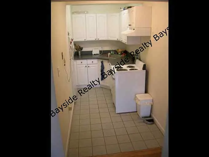 101 Western Ave #5 — Photo 2