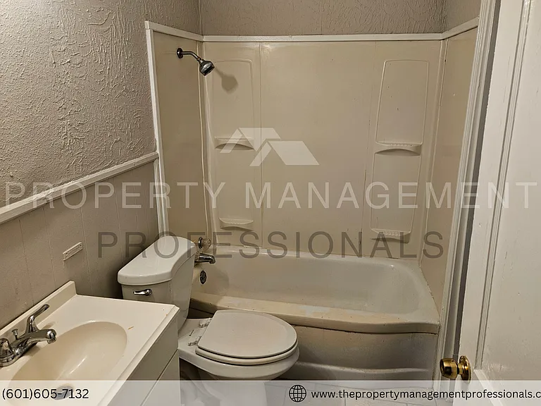 140 Neatherwood Dr — Photo 15
