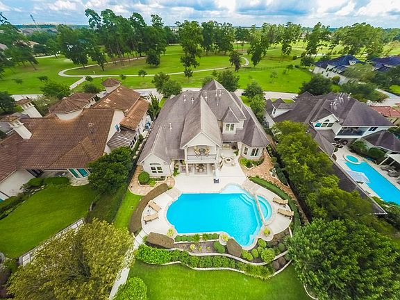 3rd image of 14511 Serrano Creek Ln