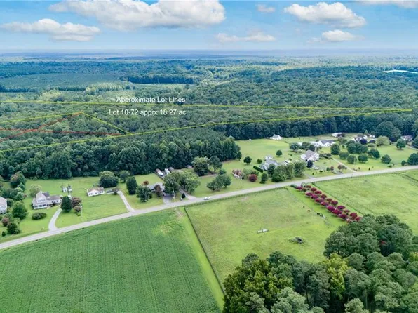 18 Pampa Rd, Gloucester, VA 23061