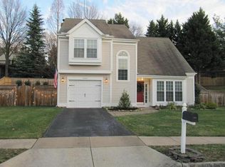 12321 Exbury St, Herndon, VA 20170