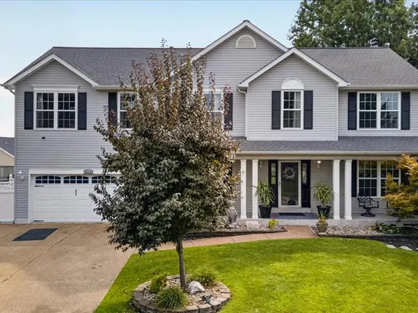 312 Quiet Country Dr, Saint Peters, MO 63376