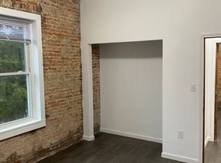 550 S Market St, Galion, OH 44833