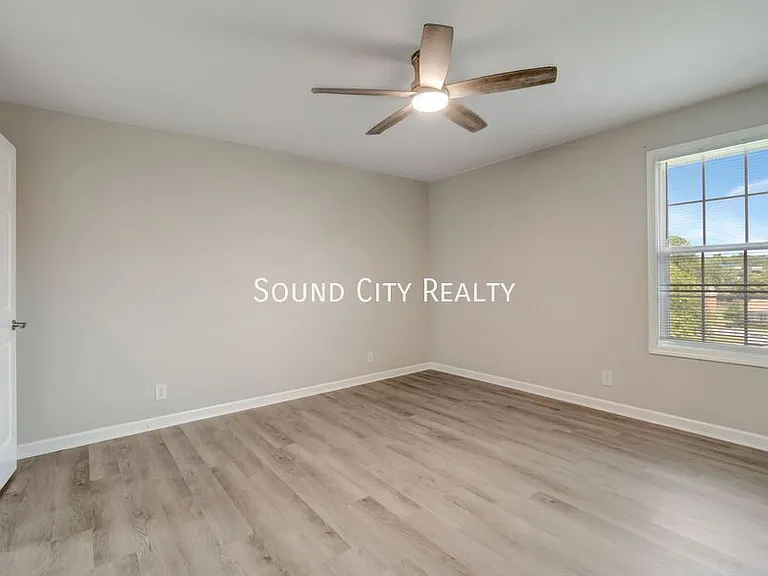 602 Alison Ct — Photo 7