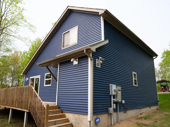 8231 Enid Dr, Evart, MI 49631