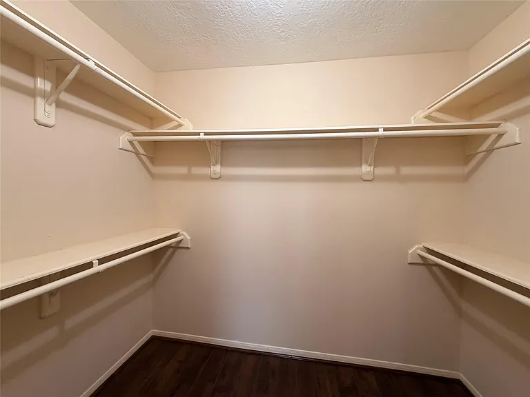 6518 Smoke Tree Ln — Photo 28