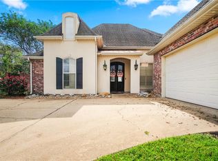 6513 Bayou Crossing Dr, Alexandria, LA 71303