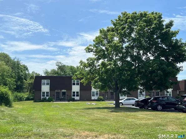 8 Roma Street #8, East Haven, CT 06512