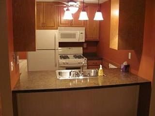 2nd image of 1911B Parklake Dr