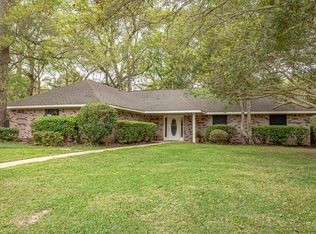 3532 Courtenay Cir, Ocean Springs, MS 39564