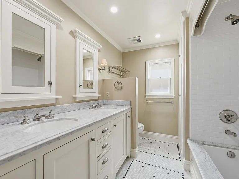 1520 Miramar Dr — Photo 28