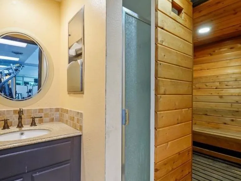 22100 Burbank Blvd #333D — Photo 10