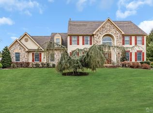 18 Colt Cir, Princeton Jct, NJ 08550