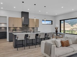 771 Carnoustie Dr, Kelowna, BC V1P0A3