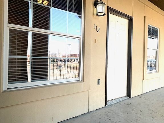 2nd image of 710 Alta Vista Dr #112