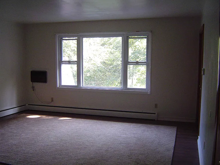 125 Poplar Rd #3 — Photo 5