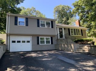 14 Tower Hill Rd, North Reading, MA 01864
