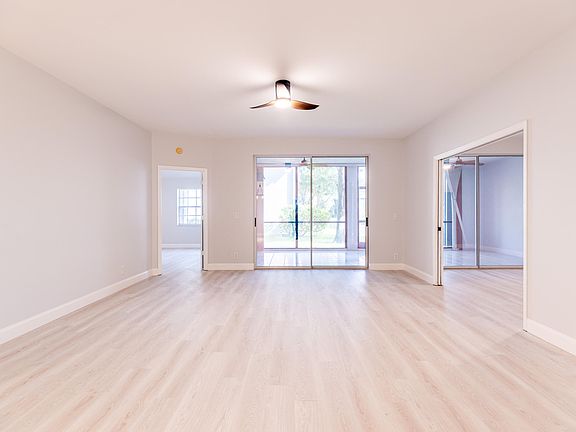 4th image of 11723 Briarwood Circle #1