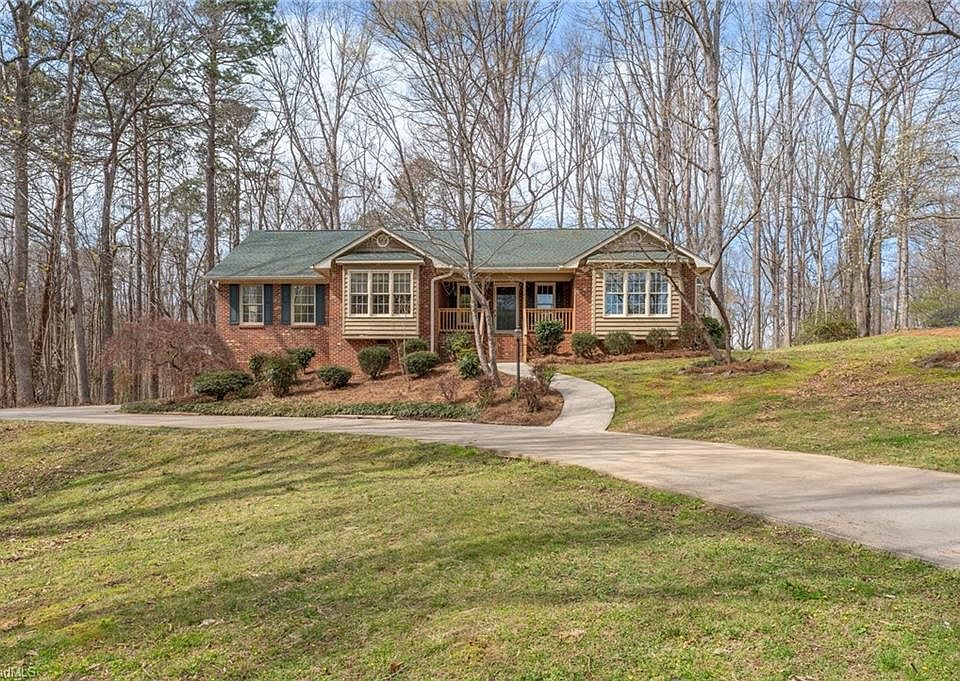 1st image of 7006 Deer Hunter Ln