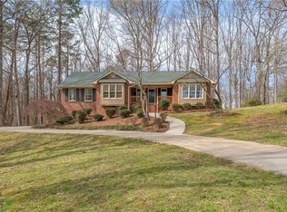 7006 Deer Hunter Ln, Lexington, NC 27295