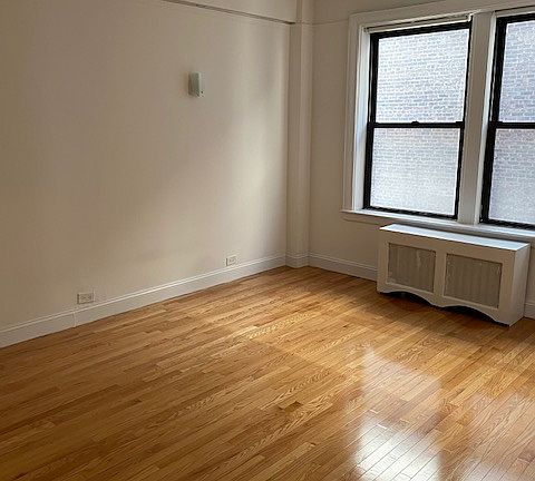 3rd image of 155 E 91st St APT 7D
