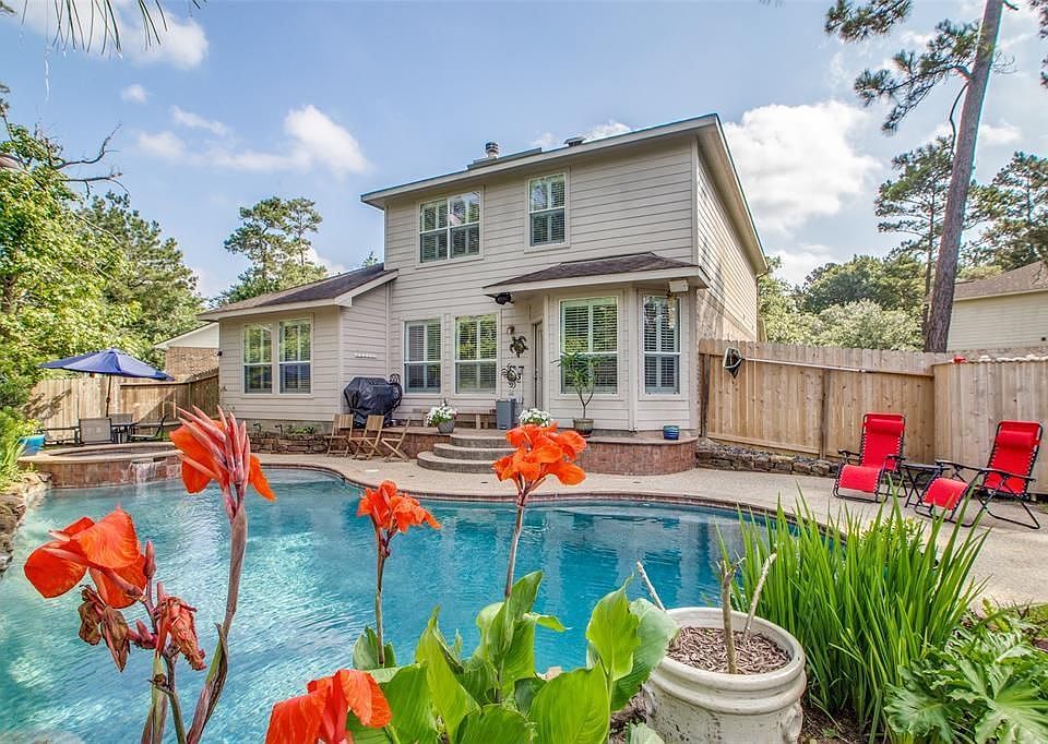 1st image of 3 Ebony Oaks Pl