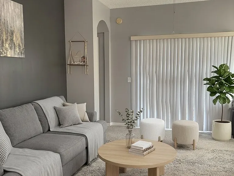 104 Callie Cir — Photo 3