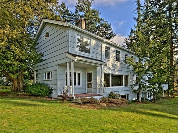 4th image of 20803 Marine View Dr SW
