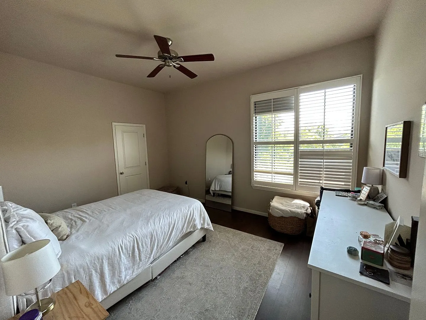 725 Walker Square — Photo 4