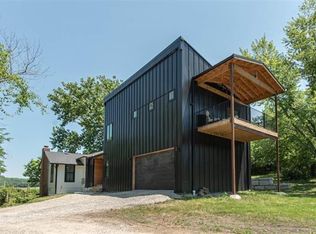 849 N 875th Rd, Lawrence, KS 66047