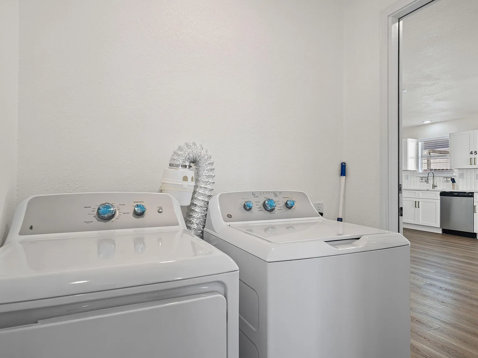4 bed, 3.0 bath, 1650 sqft, $1,308 — Photo 4