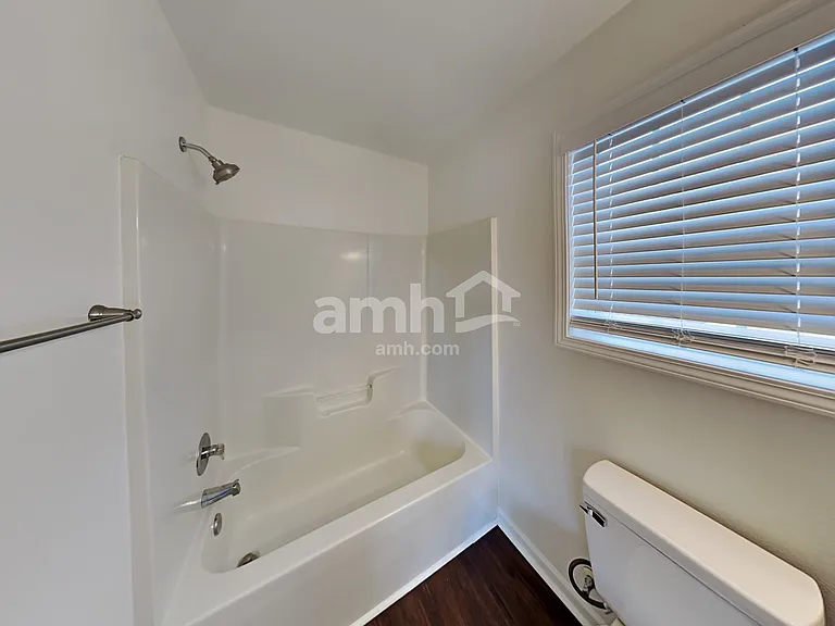 10502 Glory Meadow Ct — Photo 13