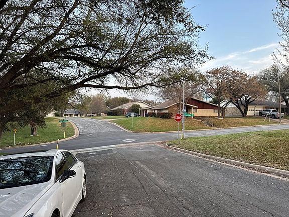 5th image of 4512 Raintree Ct