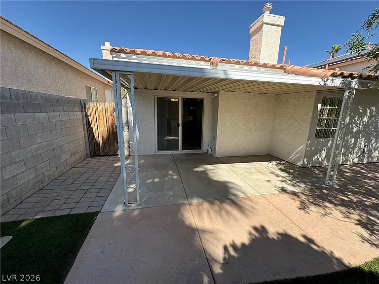 10034 Chinook Gale Ct — Photo 15