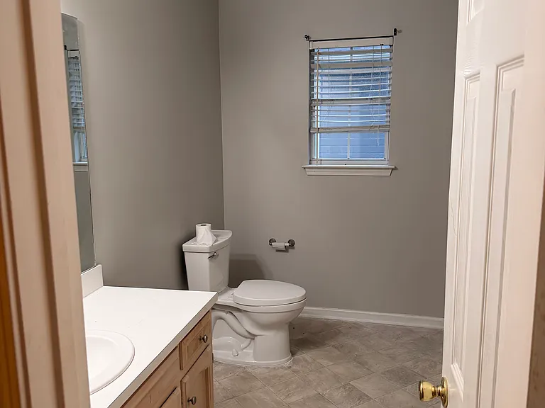 116 Lake Ter — Photo 6