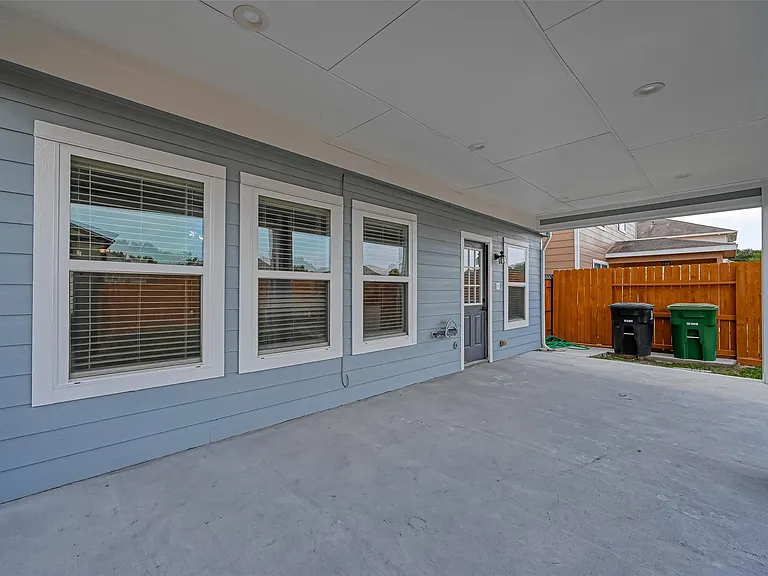 6906 Anson Point Ln — Photo 30