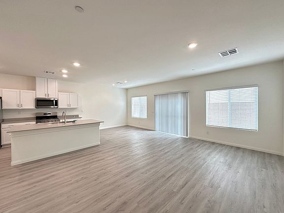 4th image of 9912 Ullom Dr