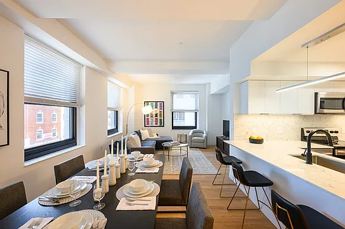 101 dupont place Photo 1