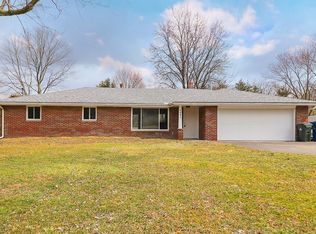 8887 Root Rd, North Ridgeville, OH 44039