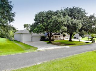 12215 3rd St, Santa Fe, TX 77510