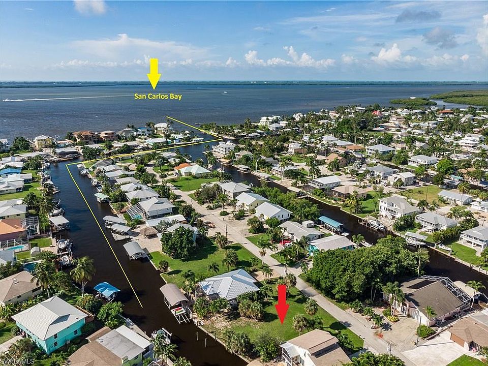 2nd image of 2332 Banana St