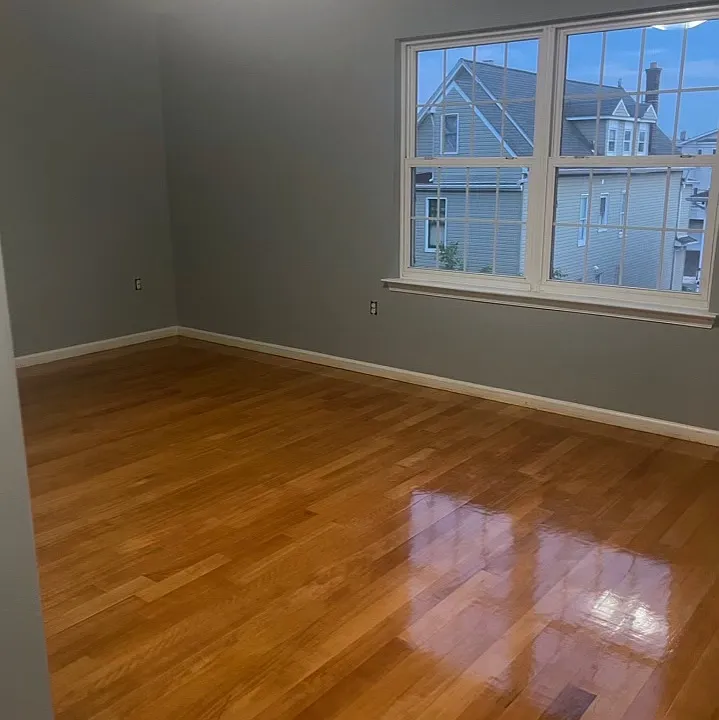 918 Emma St #2