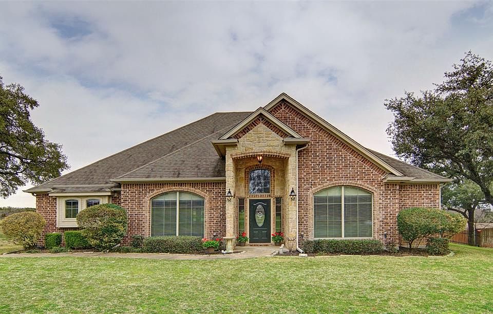 1st image of 109 Timaaron Ct
