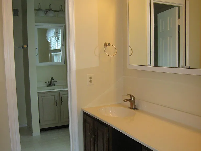 4535 Sawgrass Ct — Photo 11