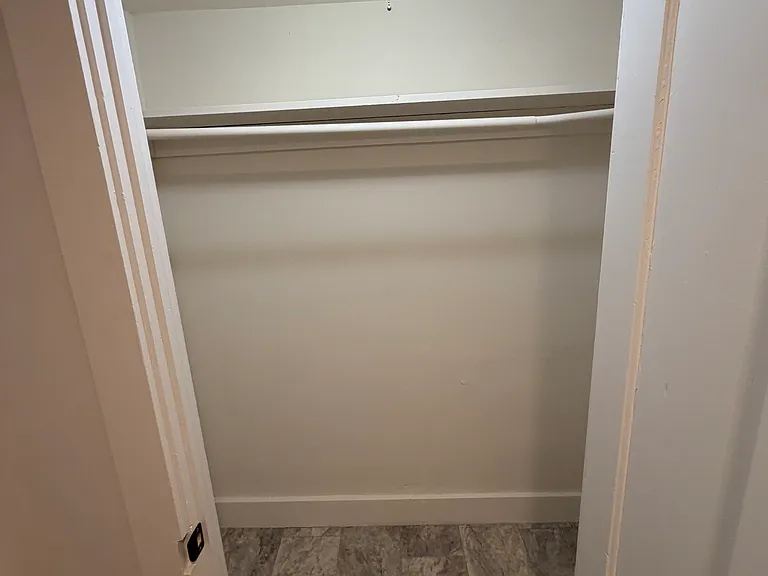 16 N Locust St #1 — Photo 9