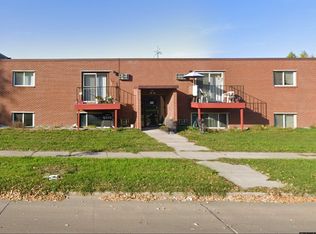 1416 10th Ave N, Grand Forks, ND 58203
