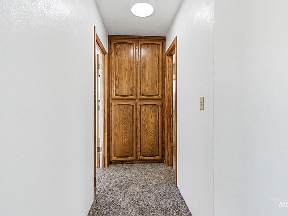 5th image of 28643 Peckham Rd