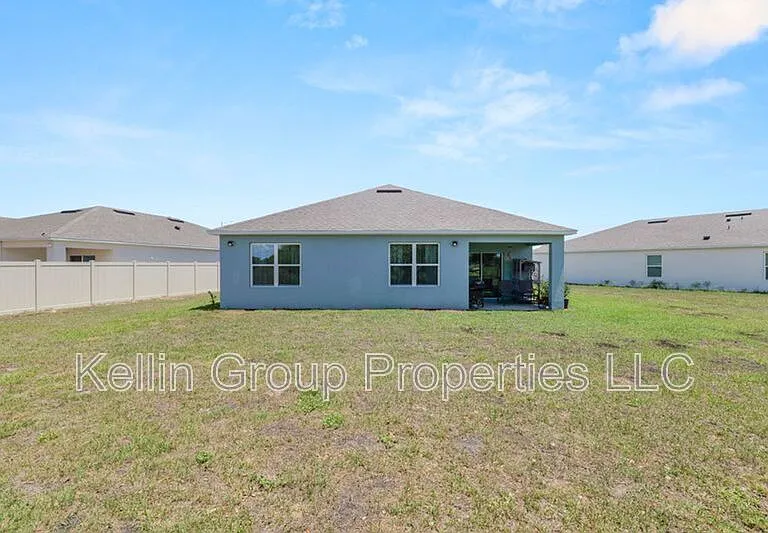 833 Ambleside Dr — Photo 36
