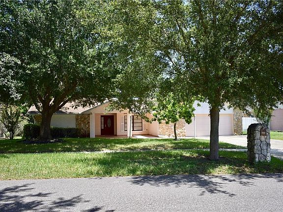 2nd image of 3929 Orange Lake Dr