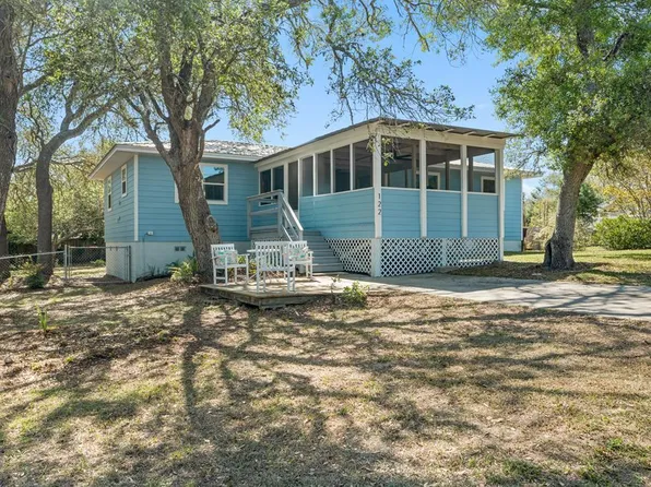 122 California St #1, Carrabelle, FL 32322